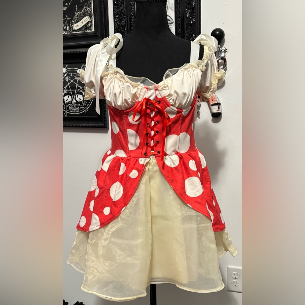 NWT Dolls Kill / Trickz Nโ Treatz Mushroom Princess Costume Dress